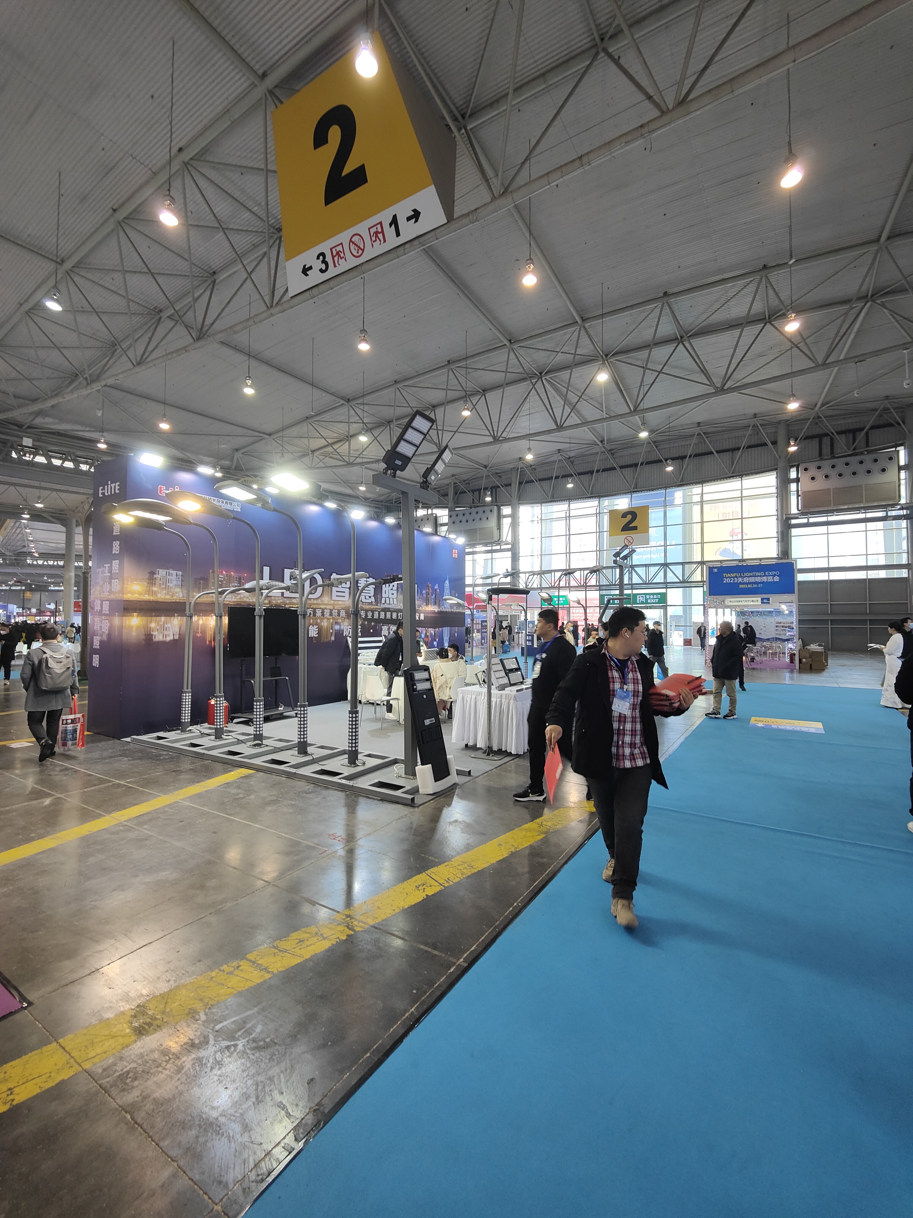 展会现场宣传丨 2023临沂照明展览会走进成都照明展(图5) 展会现场宣传丨 2023临沂照明展览会走进成都照明展(图5)